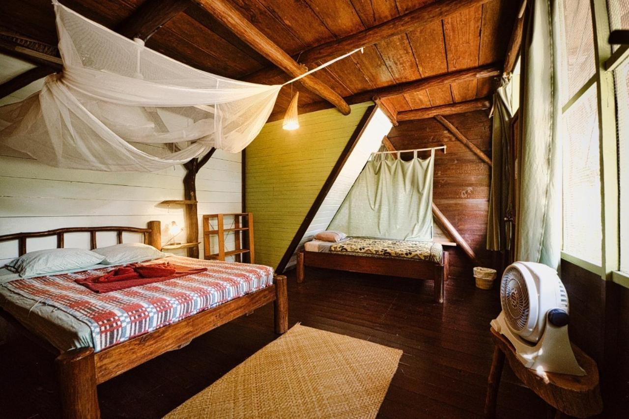 Hotel Casa Perico Rio Dulce Town Esterno foto