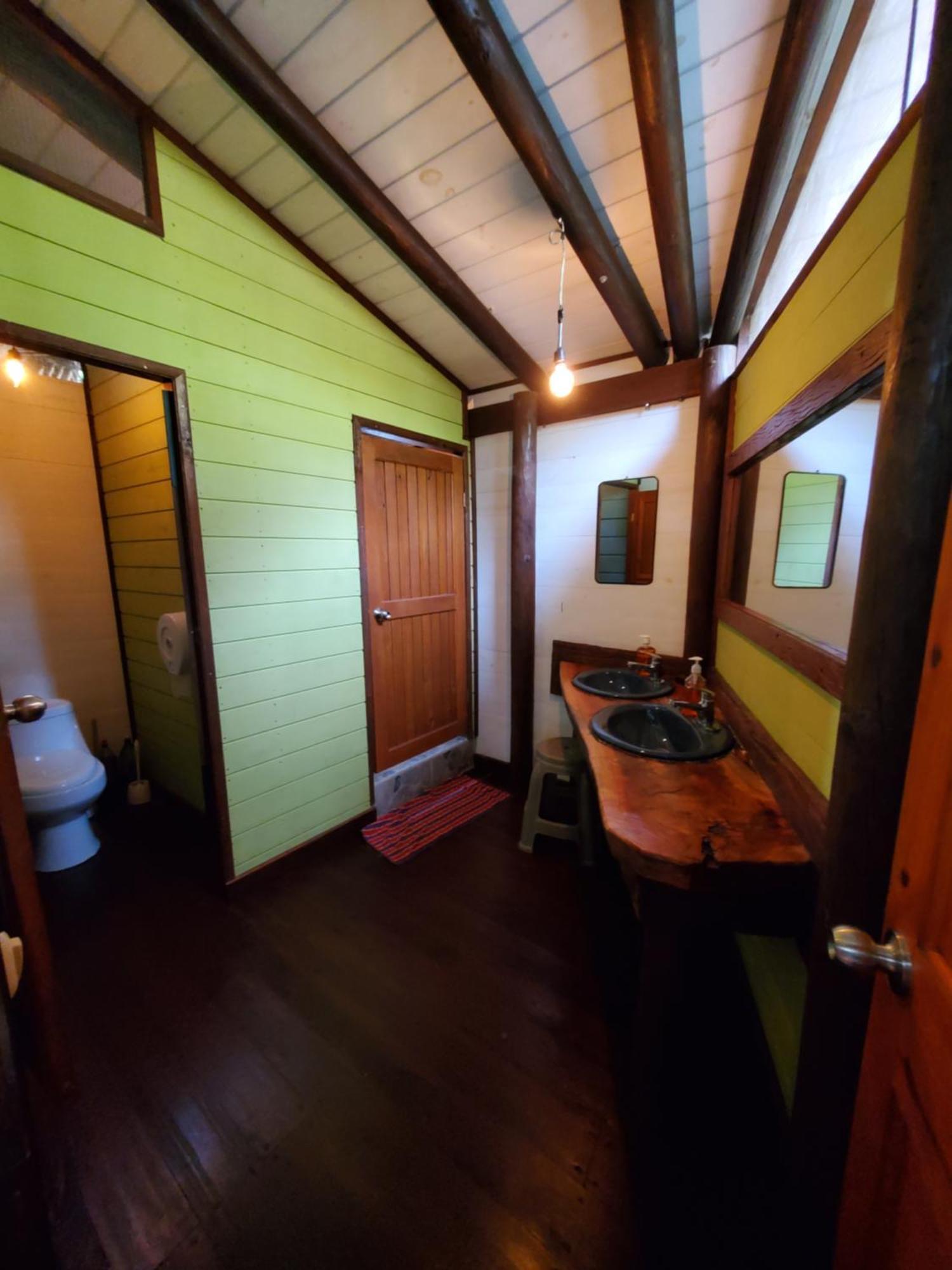 Hotel Casa Perico Rio Dulce Town Esterno foto