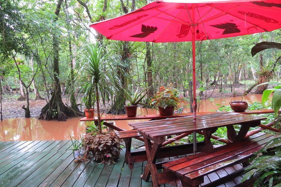 Hotel Casa Perico Rio Dulce Town Esterno foto