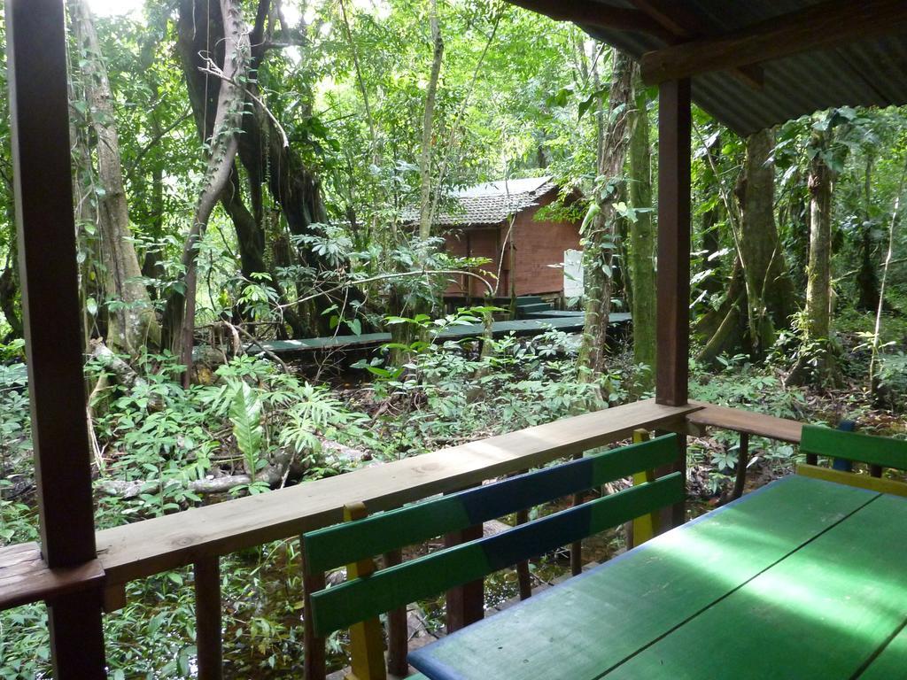 Hotel Casa Perico Rio Dulce Town Esterno foto